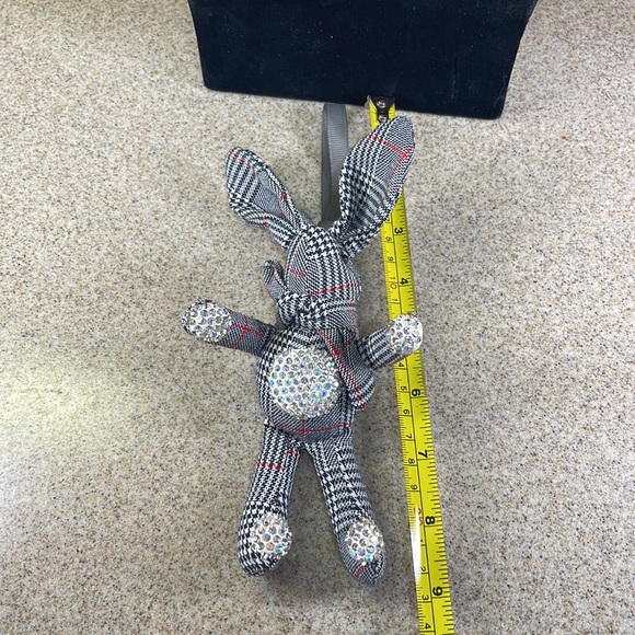 HOUNDSTOOTH BUNNY!  BLACK/WHITE/STRIPE OF RED & RHINESTONES - Picture 4 of 10